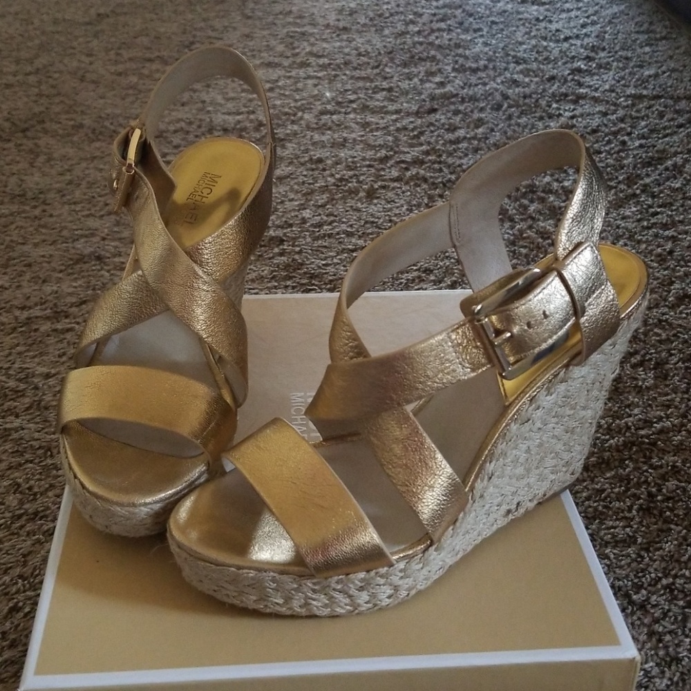 Michael Kors Giovanna Wedge